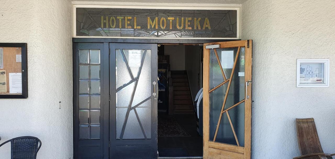 Hotel Motueka Backpackers, Loud Live Music Friday Saturday Nights Exterior photo